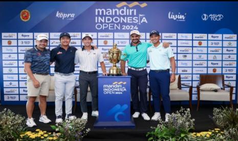 Sejumlah pegolf bintang, seperti juara bertahan Nitithorn Thippong asal Thailand, Gaganjeet Bhullar asal India, dan pegolf Filipina Miguel Tabuena akan meramaikan kompetisi golf prestisius Mandiri Indonesia Open 2024, yang digelar di Damai Indah Golf Pantai Indah Kapuk (PIK), Jakarta, 29 Agustus sampai 1 September.