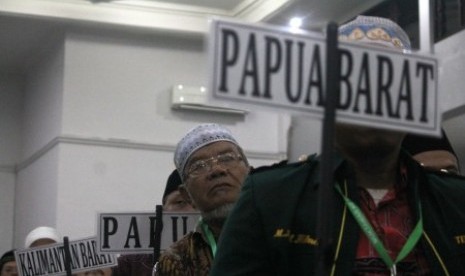 Sejumlah Pengurus PWNU dan PCNU yang menggelar rapat di Pondok Pesantren Tebu Ireng, Jombang, Jawa Timur, Rabu (5/8). Sekitar 29 PWNU dan kurang lebih 300 PCNU menolak menghadiri pleno pemilihan rais aam dan ketua umum PBNU karena penerapan Ahlul Halli Wal