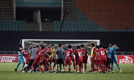 Sejumlah pesepak bola timnas U-17 Indonesia.