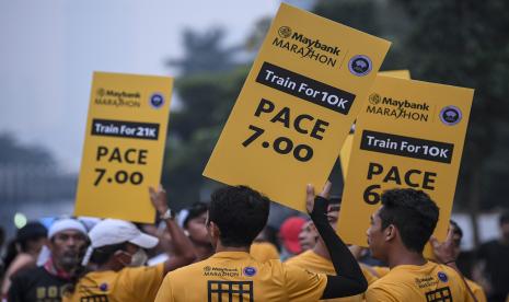 Maybank Bali Marathon. Promosi kejuaraan lari internasional Maybank Bali Marathon 2022 yang bakal berlangsung di Bali Safari & Marine Park, Gianyar, 28 Agustus mendatang terus digencarkan dan dilakukan di beberapa kota di Tanah Air hingga ke luar negeri.