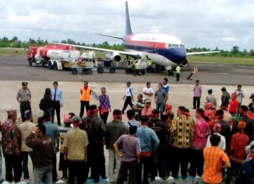 Sejumlah warga Dayak di Kalimantan Tengah menolak kehadiran FPI.