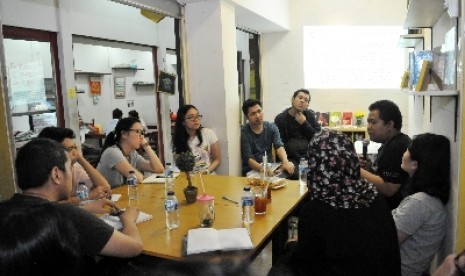 Sejumlah warga mengikuti workshop