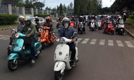 Sekitar 22 Scooterist dari berbagai komunitas ambil bagian dalam 