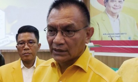 Sekjen Golkar, Lodewijk F Paulus