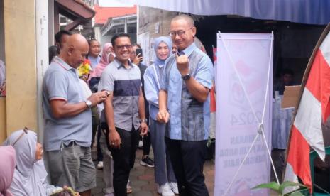 Sekjen PAN, Eddy Soeparno, melakuan pemantau pelaksanaan pencoblosan Pemilu 2024.