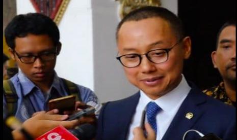 Pimpinan Komisi VII DPR yang juga Sekjen PAN, Eddy Soeparno.