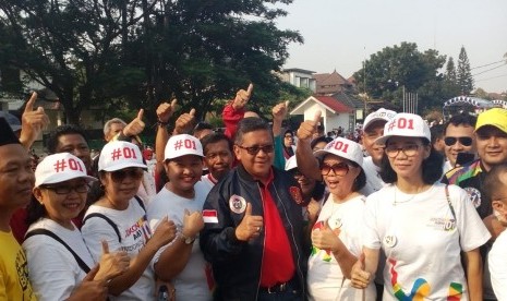 Sekjen PDIP Hasto Kristianto menghadiri temu relawan di  Perumahan Kemang Pramata Kecamatan Rawa Lumbu Kota Bekasi pada Ahad, (31/3).