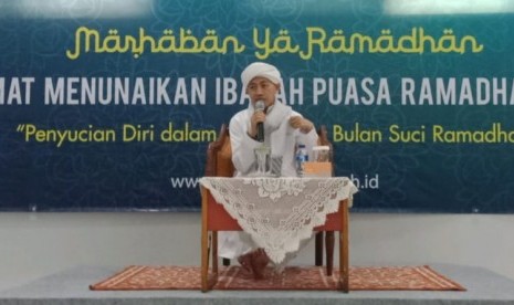 Sekolah Bakti Mulya 400 mengadakan kegiatan Ramadhan 1440 H untuk seluruh siswanya dari KB-TK, SD, SMP dan SMA.