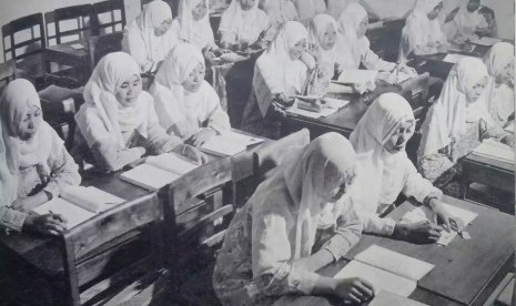 Sekolah guru putri tahun 1950-an