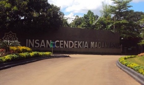 Sekolah Insan Cendekia Madani