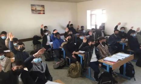 Sekolah Irak. Satu kelas di sekolah di Kegubernuran Sulaymaniyah di Kurdistan Irak bernama Muhammad 