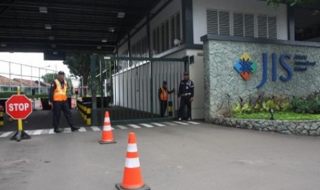 Sekolah Jakarta International School (JIS)