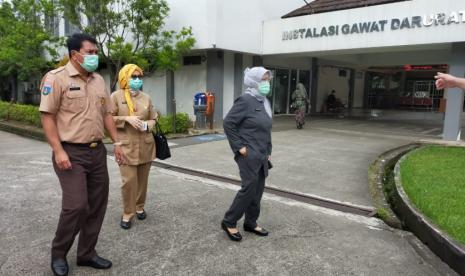 Sekretaris Daerah (Sekda) Kabupaten Tangerang, Moch Maesal Rasyid (kiri).