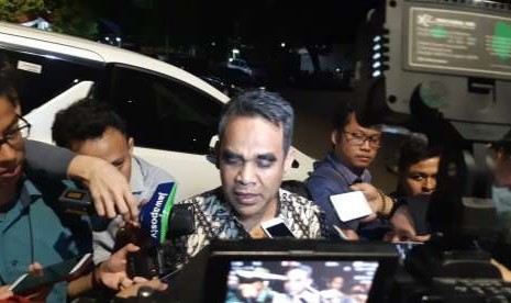 Sekretaris Jenderal (Sekjen) Partai Gerindra Ahmad Muzani menyampaikan malam ini susunan tim pemenangan Prabowo-Sandi akan difinalisasi, di Jalan Kertanegara, Jakarta Selatan, Rabu (18/9).