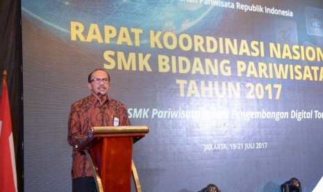 Sekretaris Kementerian Pariwisata membuka Rakornas SMK Pariwisata ke-3 di Jakarta