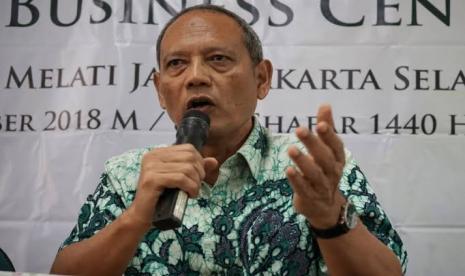 Sekretaris Majelis Pakar Partai Persatuan Pembangunan (PPP) Aunur Rofiq mendorong pemerintah lebih efektif dan fokus pada sektor pangan dan energi.