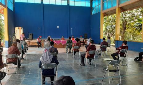 Selah satu aula sekolah yang dijadikan tempat isolasi pemudik di Kabupaten Pangandaran. 