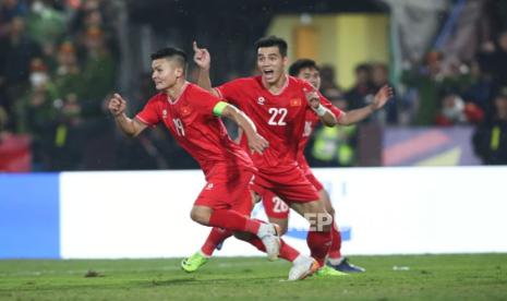 Selebrasi kapten Vietnam Quang Hai (kiri) selepas menjebol gawang Indonesia pada laga Grup B Piala AFF 2024.