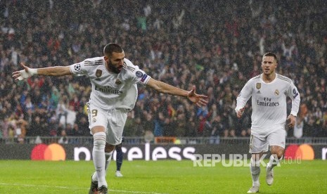  Selebrasi Karim Benzema usai mencetak gol untuk Real Madrid.