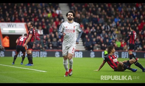 Selebrasi Mohamed Salah setelah mencetak gola pada pertandingan Liga Primer Inggris antara Bournemouth melawan Liverpool di Vitality Stadium, Bournemouth, Inggris, Sabtu (8/12)