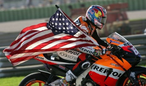 Selebrasi Nicky Hayden (ilutrasi)