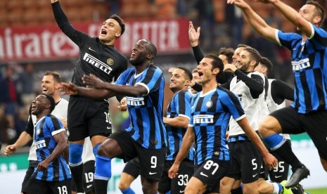 Selebrasi pemain Inter Milan. Inter akan menghadapi Napoli pada leg pertama semifinal Coppa Italia, Kamis (13/2) dini hari WIB.