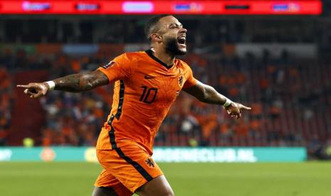 Selebrasi penyerang timnas Belanda Memphis Depay seusai menjebol gawang lawan.