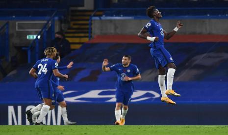 Selebrasi penyerang Chelsea Tammy Abraham setelah mencetak gol ke gawang Sheffield United.