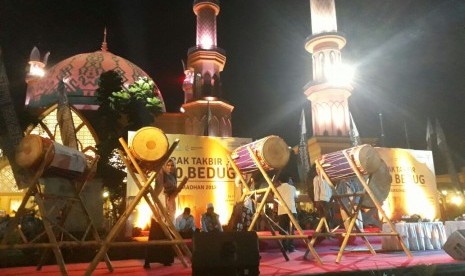 Semarak Seribu Bedug di Pulau Seribu Masjid