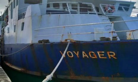 Sembilan Anak Buah Kapal (ABK) MV Voyager asal Jawa Timur (Jatim) tertahan di Guam, Amerika Serikat dan meminta dikembalikan ke Indonesia