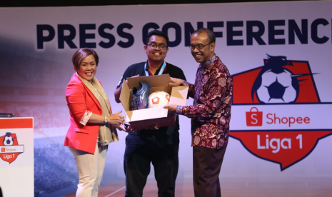 Sesmenpora  Gatot S Dewa Broto hadir pada acara press conference Shopee Liga 1 2019 di SCTV Tower, Senayan City, Jakarta