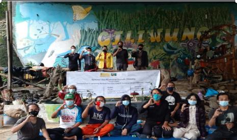 Seminar dan Workshop Daerah Ciliwung dalam rangka Pembentukan Ecogreentrip Berbasis Kearifan Lokal di Kawasan Sungai Ciliwung – Depok pada Ahad (6/12).