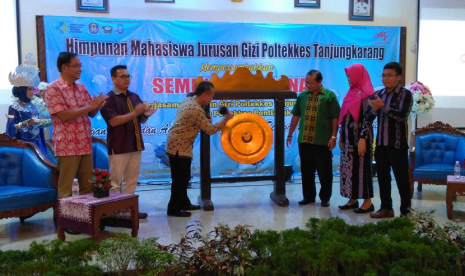 Seminar dengan tema Pangan Lokal dan Aspek Keamanan MSG sebagai Sumber Rasa Umami.