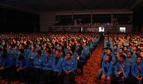 Seminar motivasi yang digelar oleh BSI untuk para mahasiswa baru.