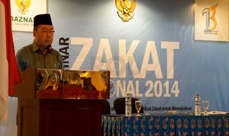 Pidato Ketua Umum Baznas KH. Didin Hafidhuddin pada Seminar Zakat Nasional 2014 di Balikpapan, Rabu (22/1).    (RepublikaAgung Sasongko)