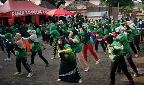 Senam sehat di Kalibata, Kecamatan Pancoran, Jakarta Selatan.