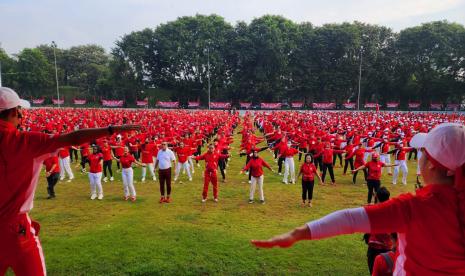 senam Sicita di seluruh Indonesia diselenggarakan bersamaan di 534 kota/kabupaten dan 34 provinsi, yang diikuti minimal 125.000 orang.