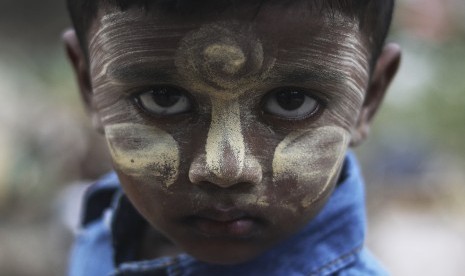 Seorang anak dari etnis Rohingya bernama Estahara (3 tahun). 