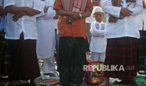 Kemenag: Tempat Ibadah Tutup Sementara Saat PPKM Darurat. Ilustrasi sholat Idul Adha.