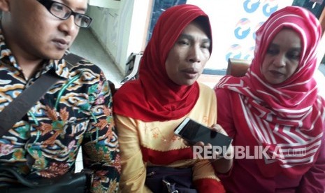 Seorang ibu asli Kota Batu terpaksa menjual ginjal karena terlilit hutang hingga terlibat dalam transaksi jual beli organ dengan oknum dokter di RS Saiful Anwar Malang.P Image via 