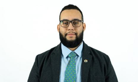 Seorang Muslim yang juga anggota Dewan Hamza Taouzzale dari partai buruh Inggris terpilih menjadi Wali Kota di Westminster. Ia berusia 22 tahun. Untuk Pertama Kalinya, Muslim Jadi Wali Kota di Westminster Inggris