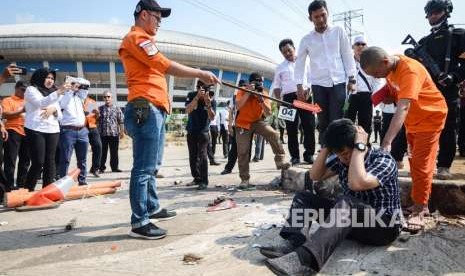 A Persija fan, Haringga Sirila was mauled to death on Sept 23 in Bandung, West Java. One of the suspects explains the incident at Bandung Lautan Api sport stadium (GBLA), Bandung, West Java, Wednesday (Sept 26). 