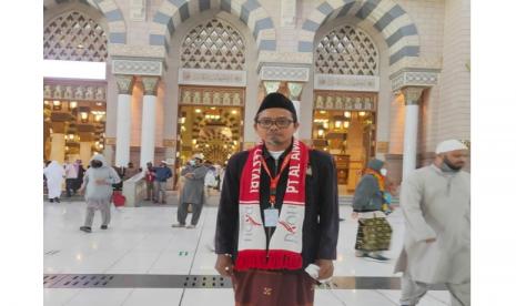 Setelah tertunda 2 tahun lamanya, Ustadz Mukarom akhirnya berangkat pada Maret 2022.