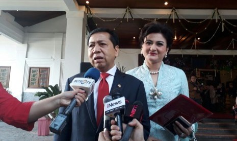 Setya Novanto dan istri.