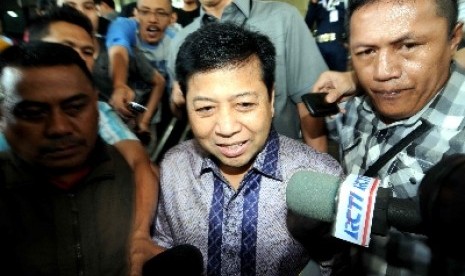 Setya Novanto usai diperiksa sebagai saksi bagi tersangka kasus korupsi PON Riau 2013, Rusli Zainal, di Gedung KPK, Jakarta.