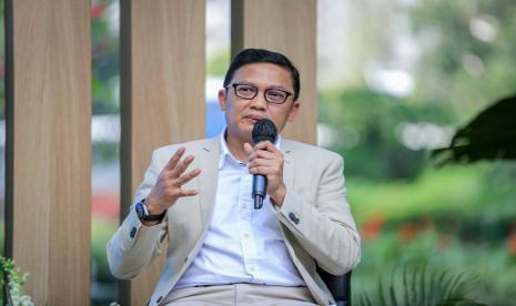 SEVP Treasury and Global Services BRI Achmad Royadi. perseroan mendorong klien korporasi untuk to the next level melalui IPO. Terutama dalam hal pendanaan, meningkatkan corporate image dan good corporate governance (GCG). 