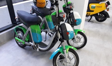 Sewa sepeda listrik dengan aplikasi MIGO Ebike.