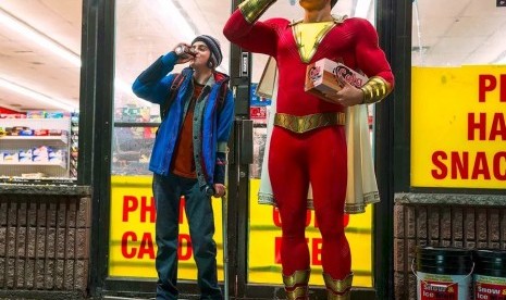 Film Shazam!. Penggeseran jadwal tayang sekuel Shazam! bukan karena terintimidasi oleh perilisan film Avatar 2 pada waktu yang sama. (ilustrasi)