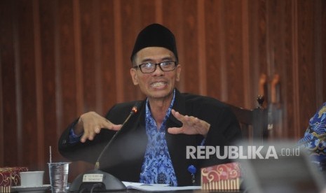 Kepala BPJPH Prof Ir Sukoso 