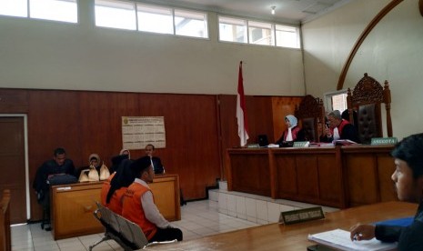 Sidang kedua kasus video pornografi yang ramai dengan nama Vina Garut digelar di Pengadilan Negeri Garut, Rabu (3/12).